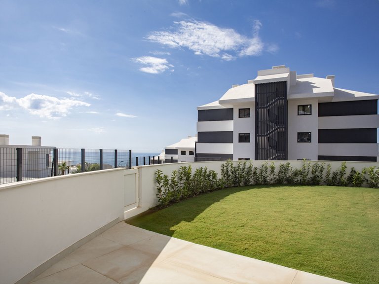 Apartment for Sale in Fuengirola, Malaga 33