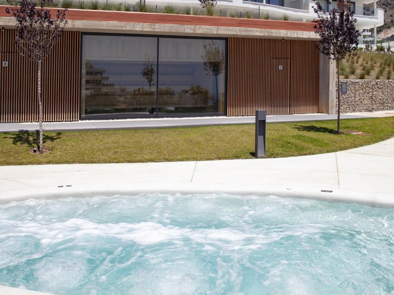 Apartment for Sale in Fuengirola, Malaga 48