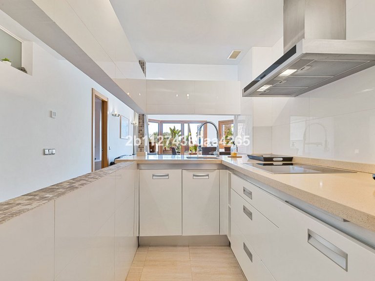 Apartment for Sale in Benalmadena, Malaga 10