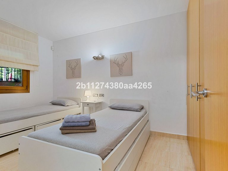 Apartment for Sale in Benalmadena, Malaga 11