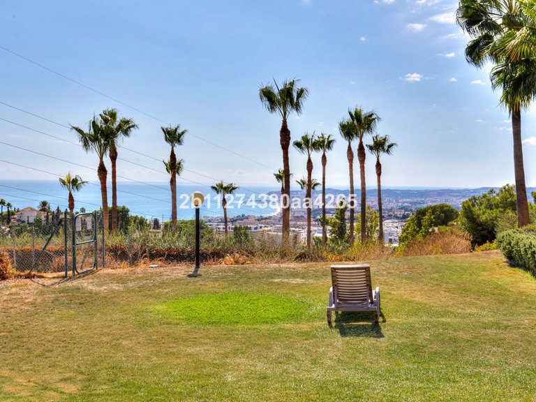 Apartment for Sale in Benalmadena, Malaga 21