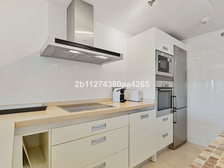 Apartment for Sale in Benalmadena, Malaga 9