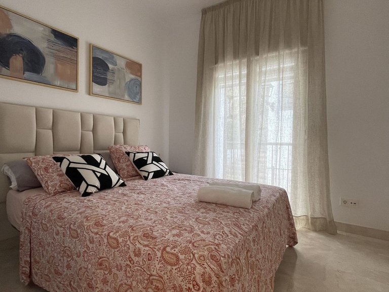 Apartment for Sale in El Paraiso, Malaga 13