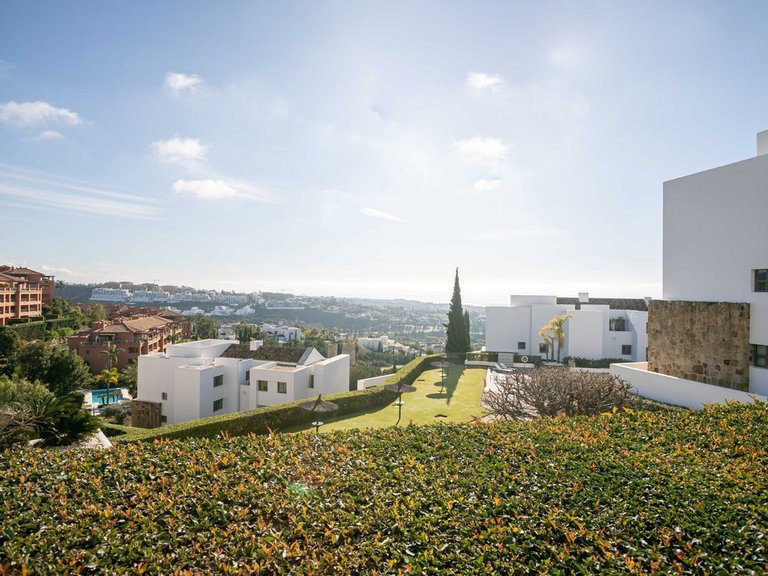 Apartment for Sale in Los Flamingos, Malaga 13