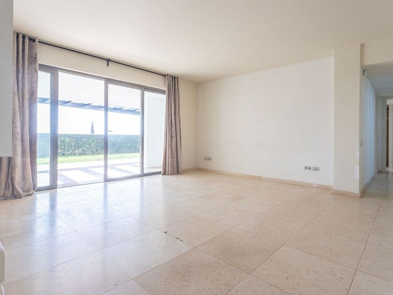 Apartment for Sale in Los Flamingos, Malaga 19