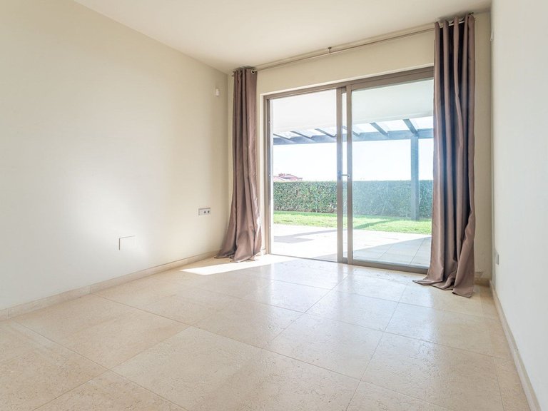 Apartment for Sale in Los Flamingos, Malaga 25