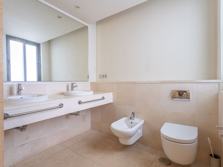 Apartment for Sale in Los Flamingos, Malaga 28