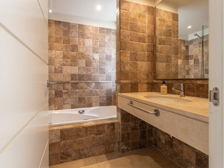 Apartment for Sale in Los Flamingos, Malaga 29