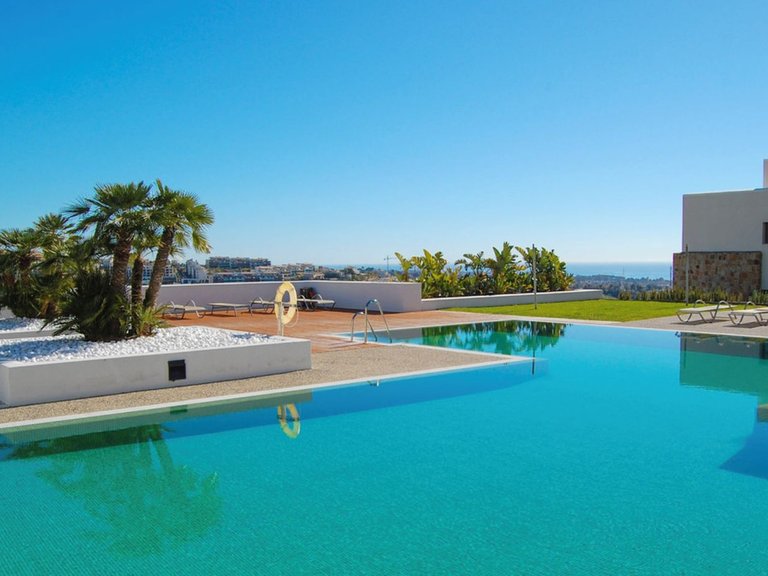 Apartment for Sale in Los Flamingos, Malaga 4