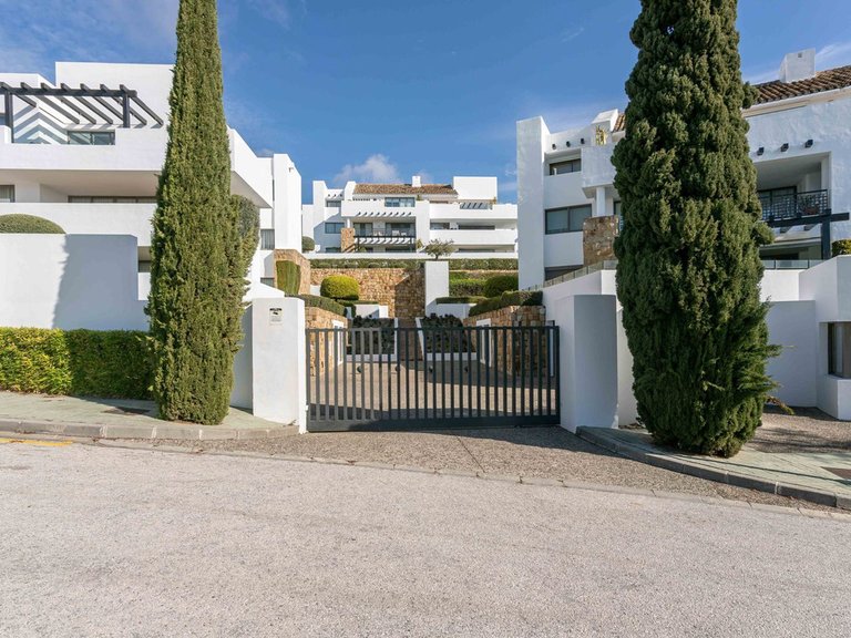 Apartment for Sale in Los Flamingos, Malaga 7