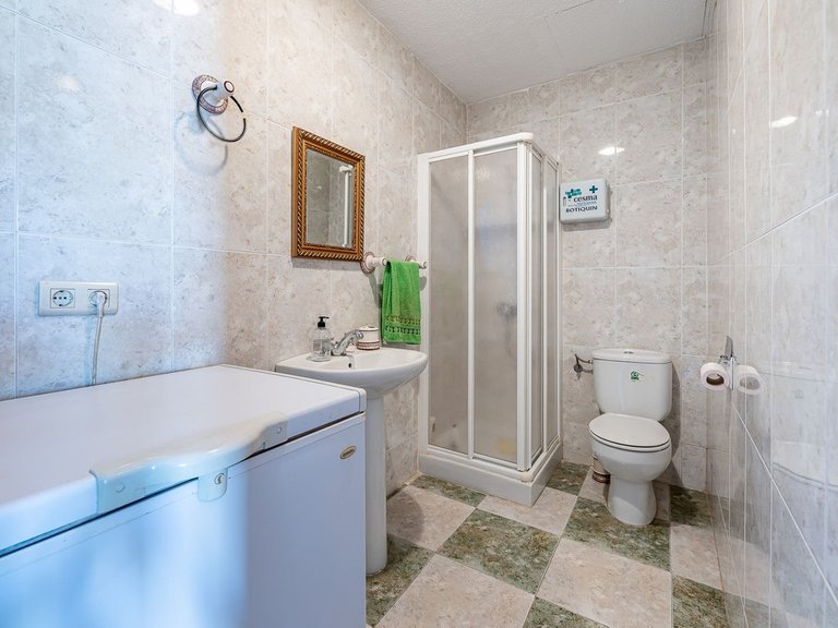 Villa for Sale in Benalmadena, Malaga 10