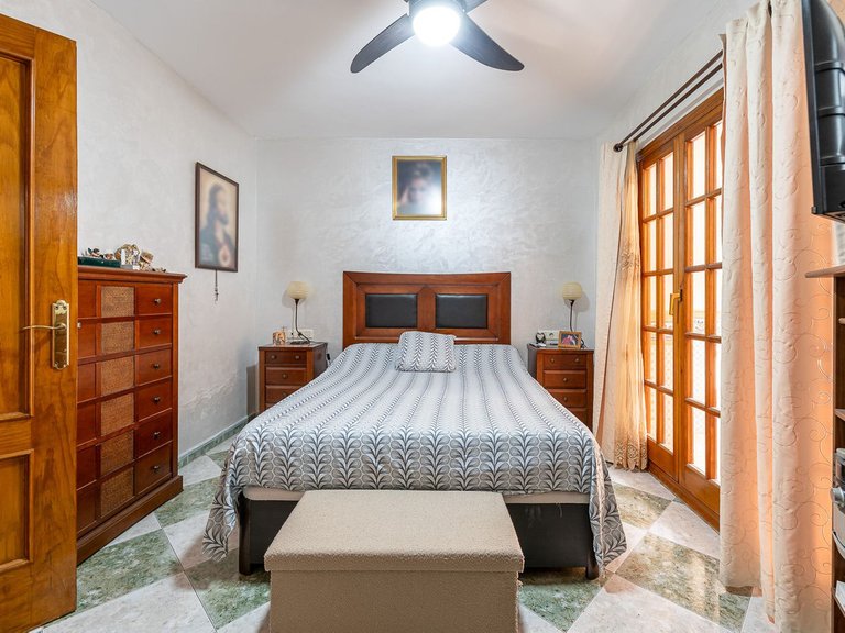Villa for Sale in Benalmadena, Malaga 25