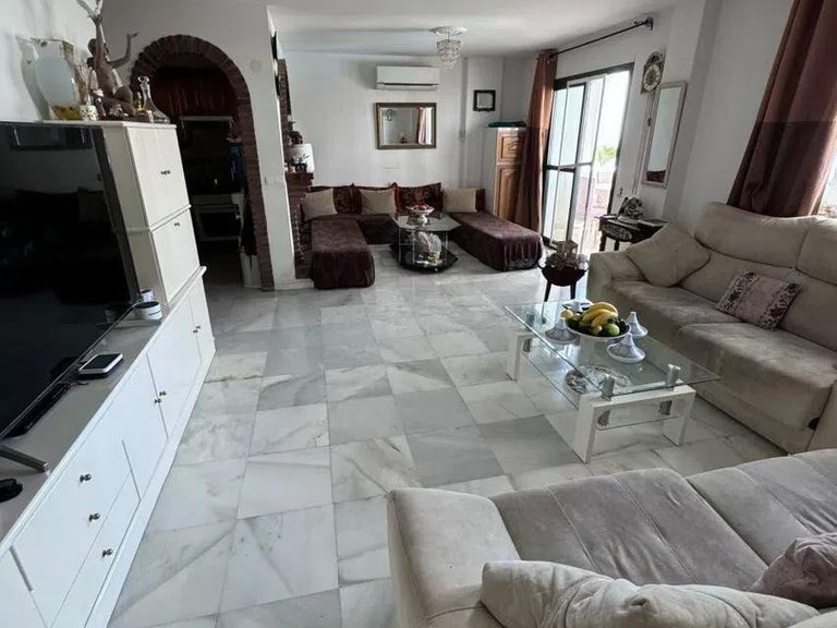 Apartment for Sale in Benalmadena, Malaga 10