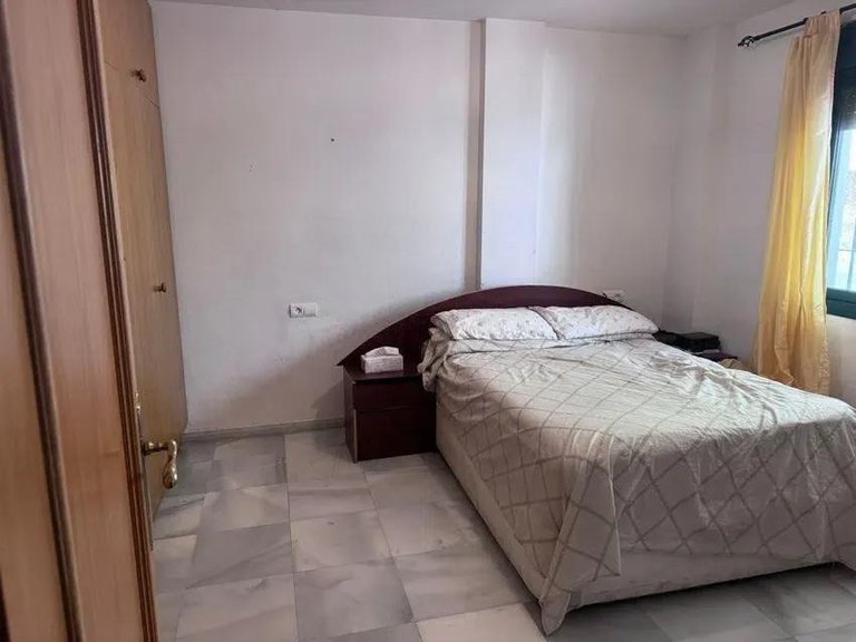 Apartment for Sale in Benalmadena, Malaga 11
