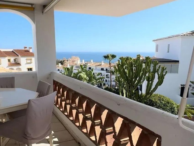 Apartment for Sale in Benalmadena, Malaga 4