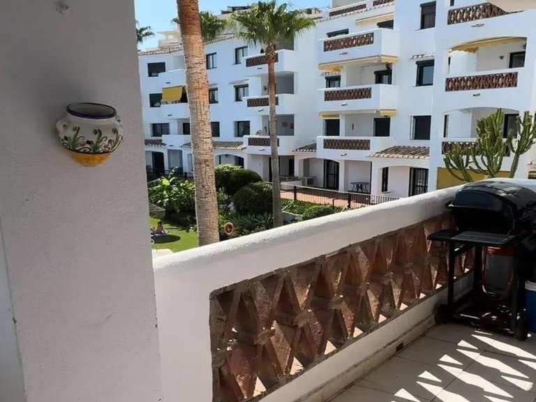 Apartment for Sale in Benalmadena, Malaga 5