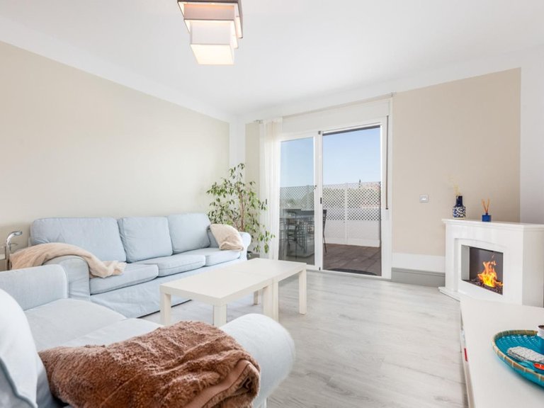 Apartment for Sale in Nueva Andalucía, Malaga 2