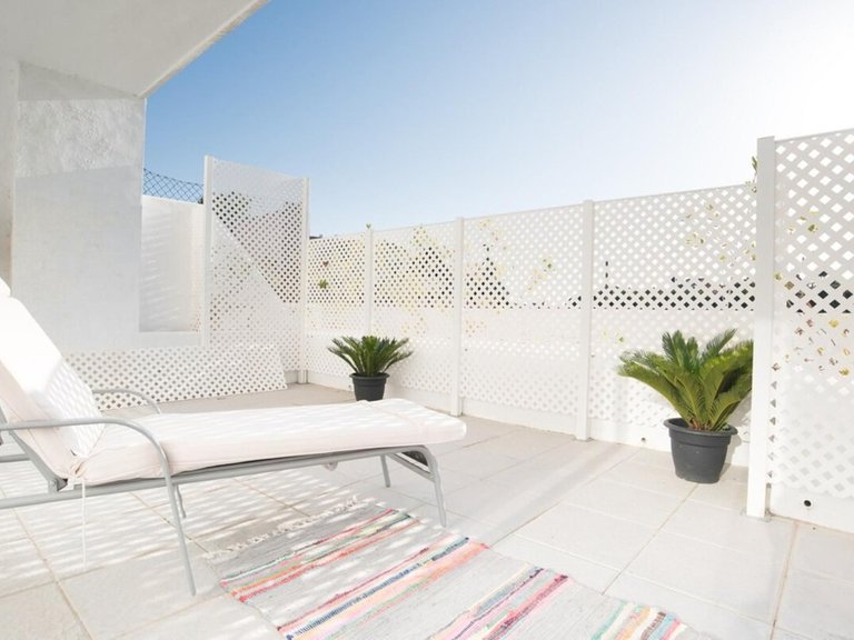 Apartment for Sale in Nueva Andalucía, Malaga 22