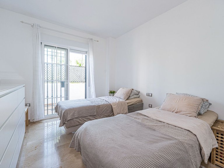 Apartment for Sale in La Duquesa, Malaga 25
