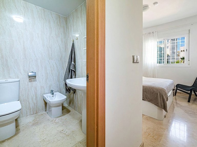 Apartment for Sale in La Duquesa, Malaga 29