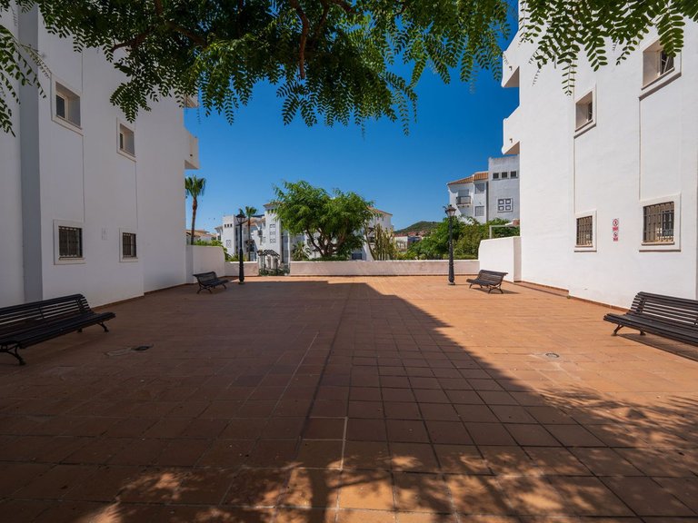 Apartment for Sale in La Duquesa, Malaga 46