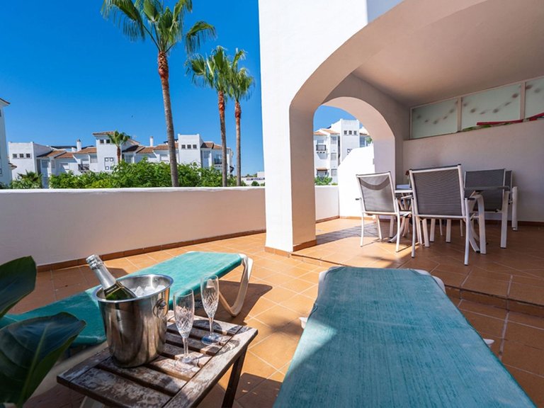 Apartment for Sale in La Duquesa, Malaga 5