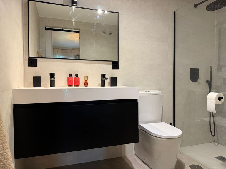 Apartment for Sale in Nueva Andalucía, Malaga 7
