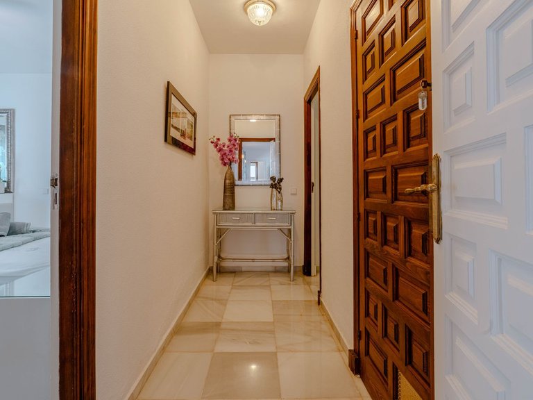 Villa for Sale in El Paraiso, Malaga 19