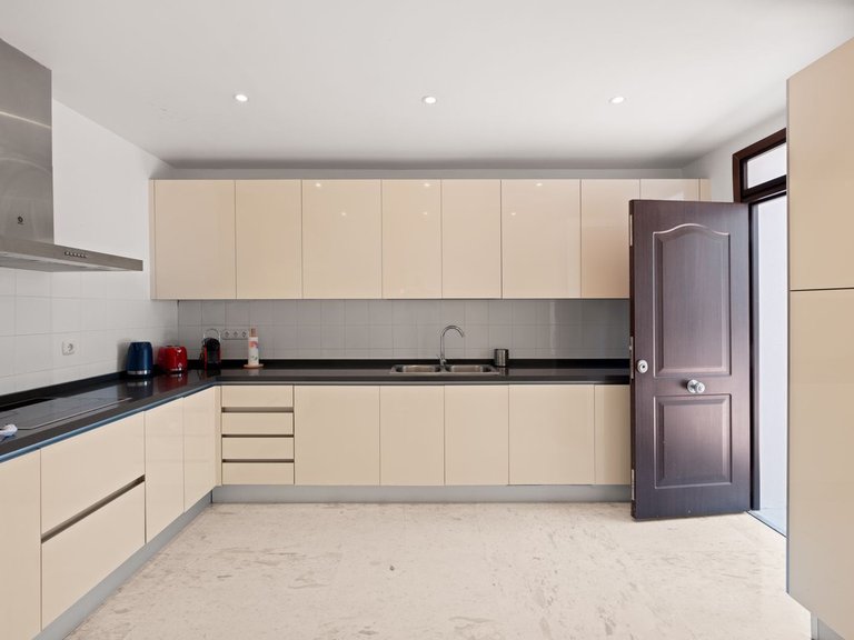 Apartment for Sale in La Mairena, Malaga 15