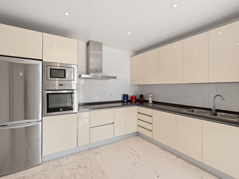 Apartment for Sale in La Mairena, Malaga 17