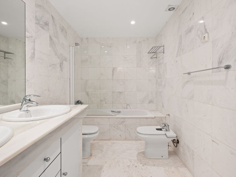 Apartment for Sale in La Mairena, Malaga 20