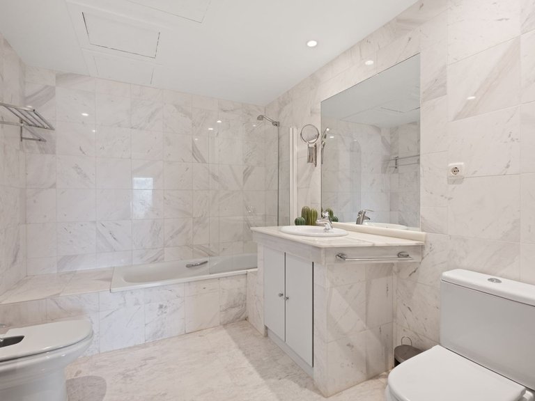 Apartment for Sale in La Mairena, Malaga 30