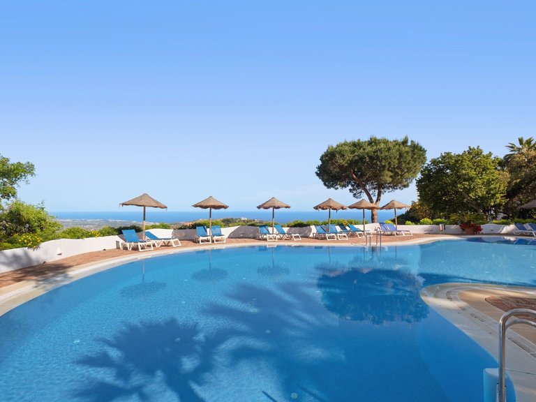 Apartment for Sale in La Mairena, Malaga 48