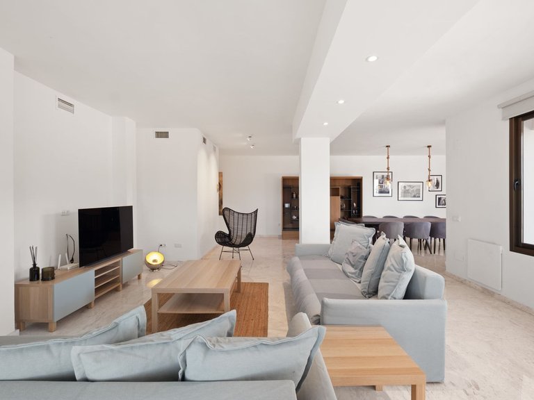 Apartment for Sale in La Mairena, Malaga 6