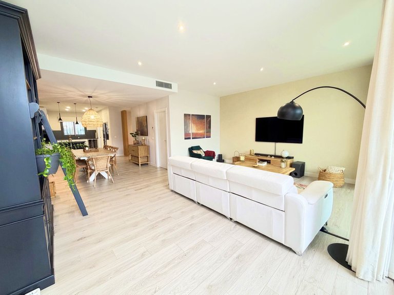 Villa for Sale in San Roque, Cadiz 11