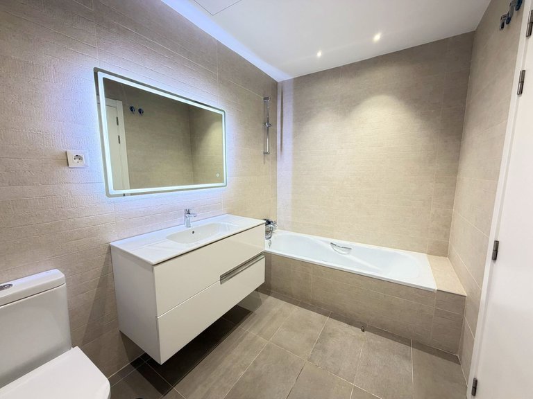Villa for Sale in San Roque, Cadiz 24