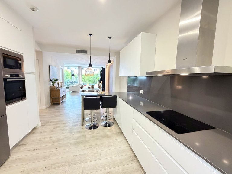 Villa for Sale in San Roque, Cadiz 5