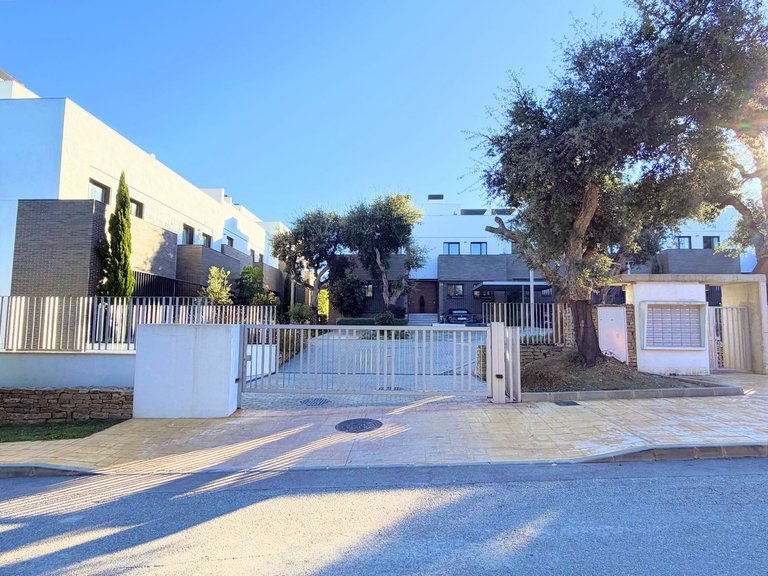 Villa for Sale in San Roque, Cadiz 60