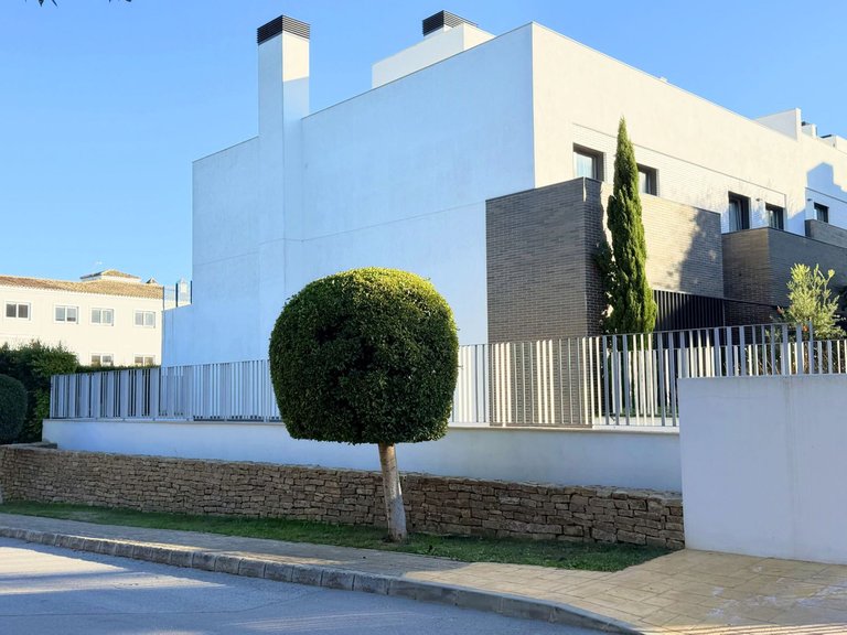 Villa for Sale in San Roque, Cadiz 63