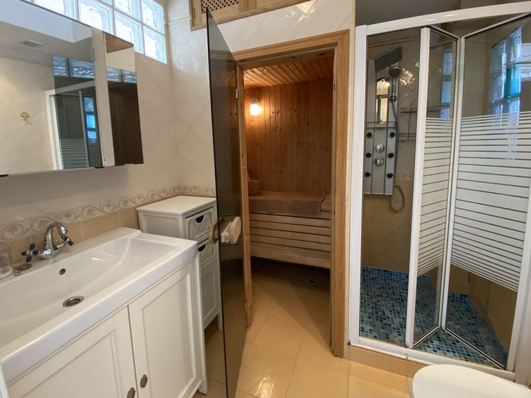 Apartment for Sale in Benalmadena Costa, Malaga 20