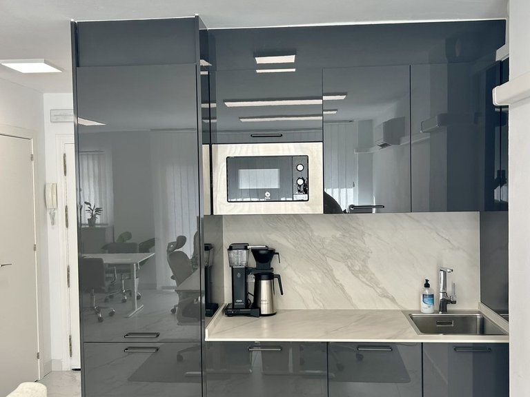 Commercial for Sale in Fuengirola, Malaga 20