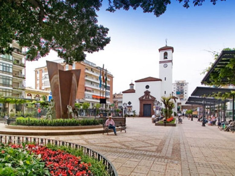 Commercial for Sale in Fuengirola, Malaga 5