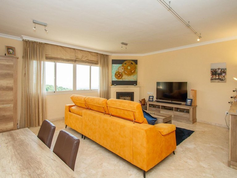Apartment for Sale in La Mairena, Malaga 19