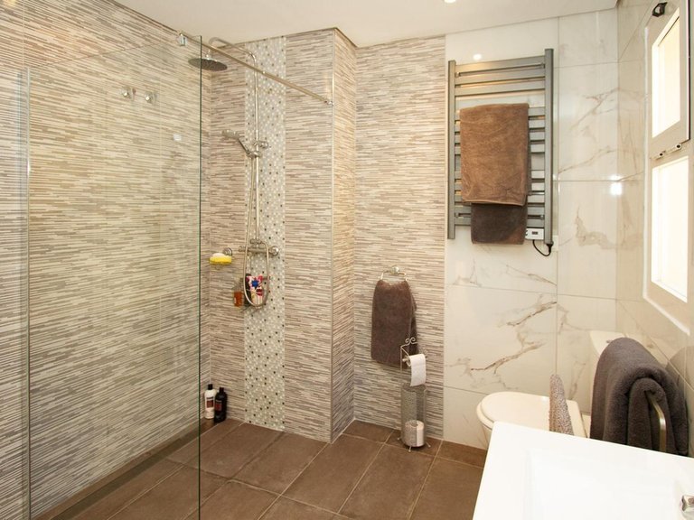 Apartment for Sale in La Mairena, Malaga 4