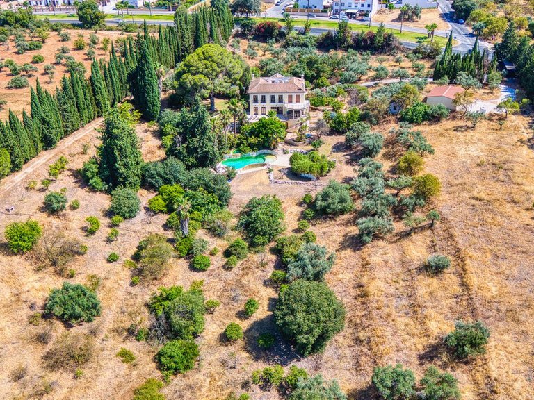 Villa for Sale in Alhaurín El Grande, Malaga 10