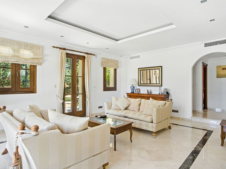 Villa for Sale in Alhaurín El Grande, Malaga 22