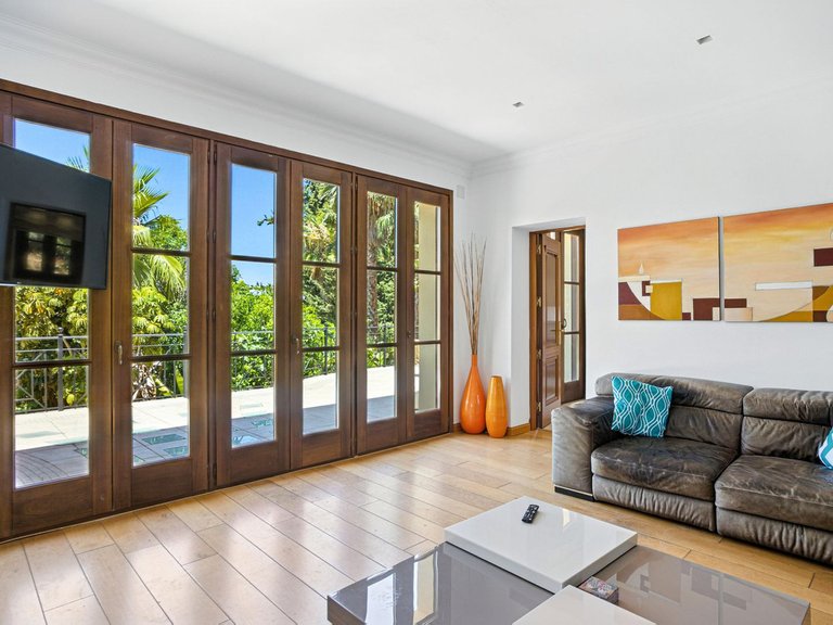 Villa for Sale in Alhaurín El Grande, Malaga 25