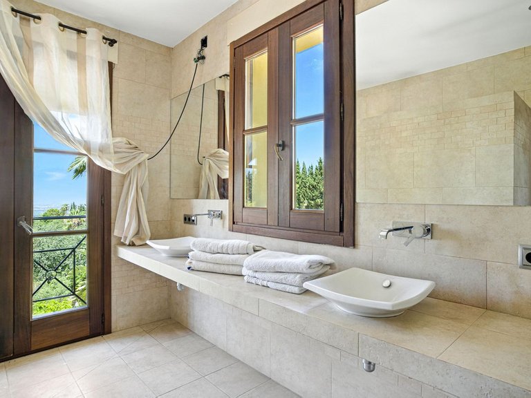 Villa for Sale in Alhaurín El Grande, Malaga 47