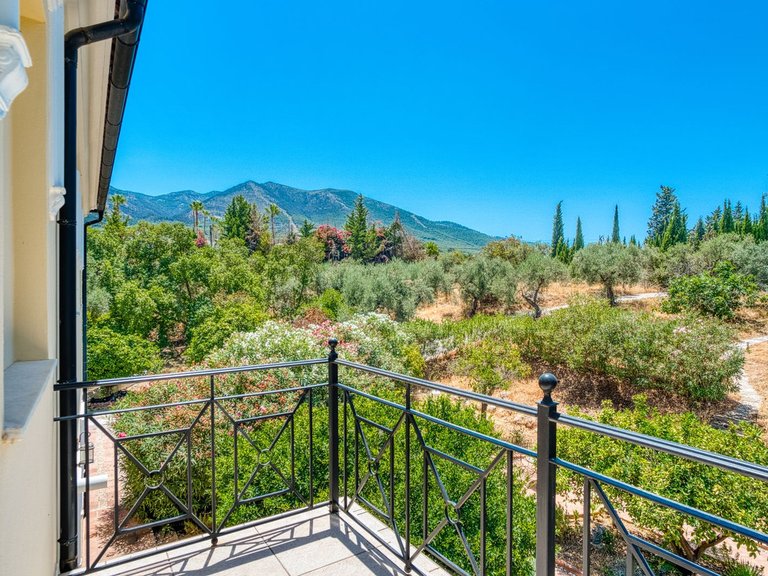 Villa for Sale in Alhaurín El Grande, Malaga 51