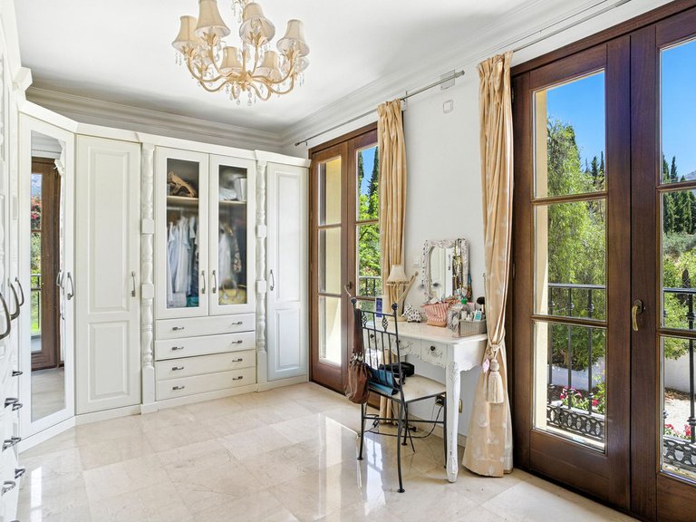 Villa for Sale in Alhaurín El Grande, Malaga 58